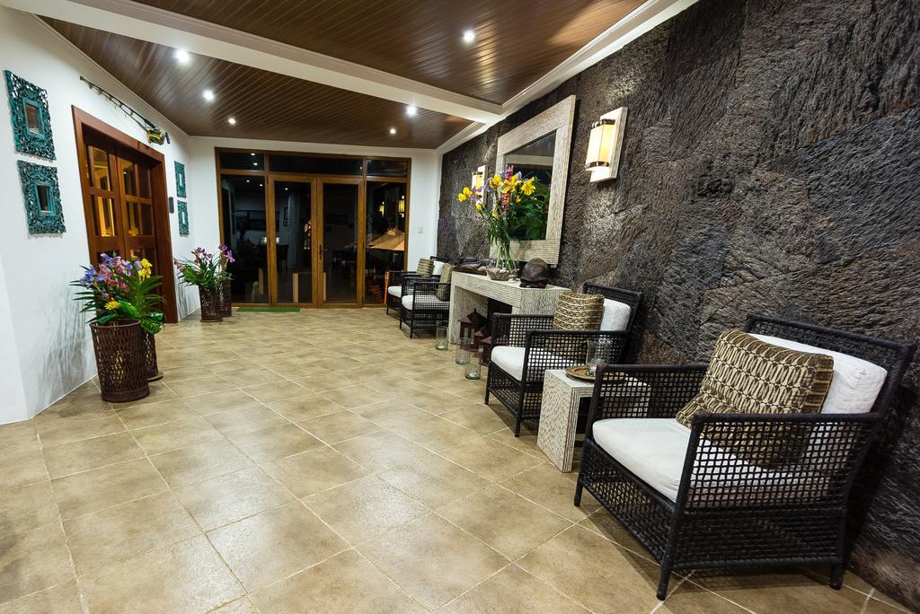 Iguana Crossing Boutique Hotel Puerto Villamil Eksteriør bilde