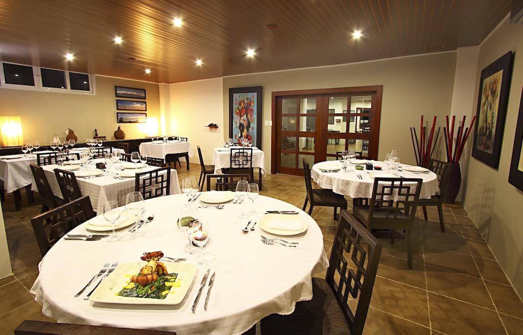 Iguana Crossing Boutique Hotel Puerto Villamil Eksteriør bilde