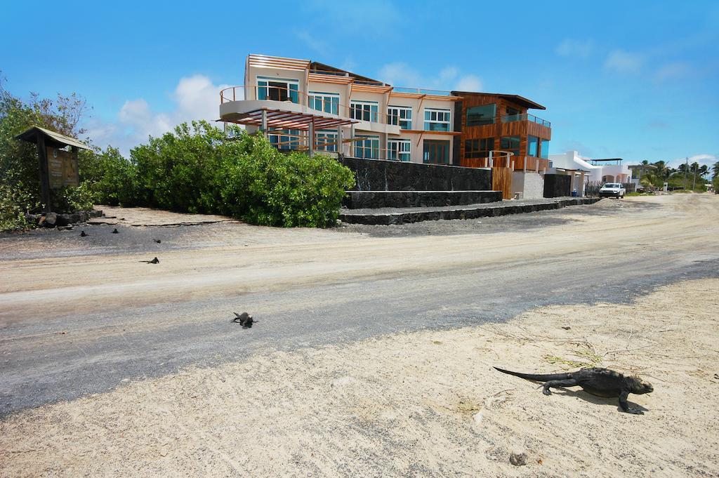 Iguana Crossing Boutique Hotel Puerto Villamil Eksteriør bilde