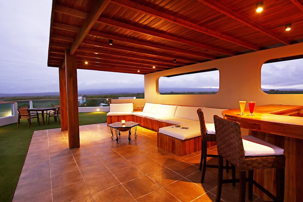 Iguana Crossing Boutique Hotel Puerto Villamil Eksteriør bilde