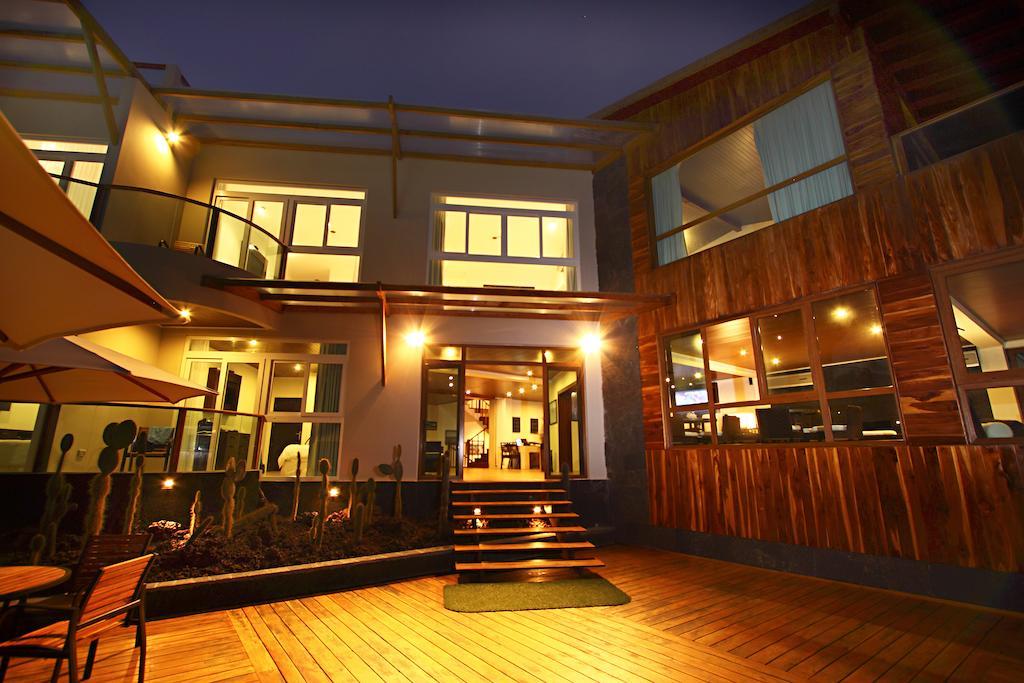 Iguana Crossing Boutique Hotel Puerto Villamil Rom bilde
