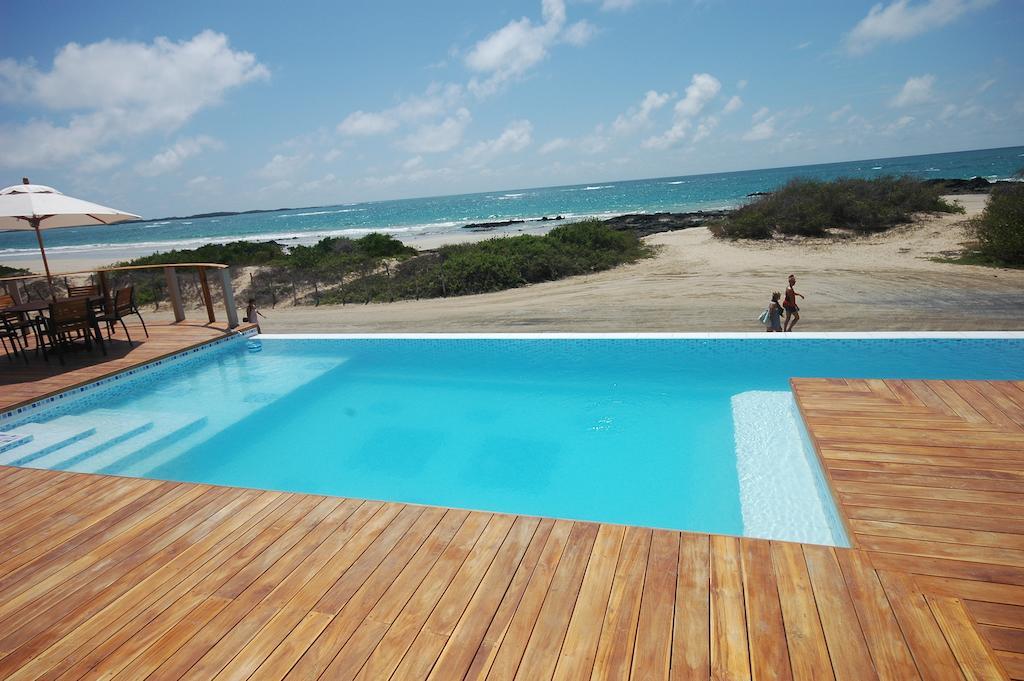 Iguana Crossing Boutique Hotel Puerto Villamil Rom bilde