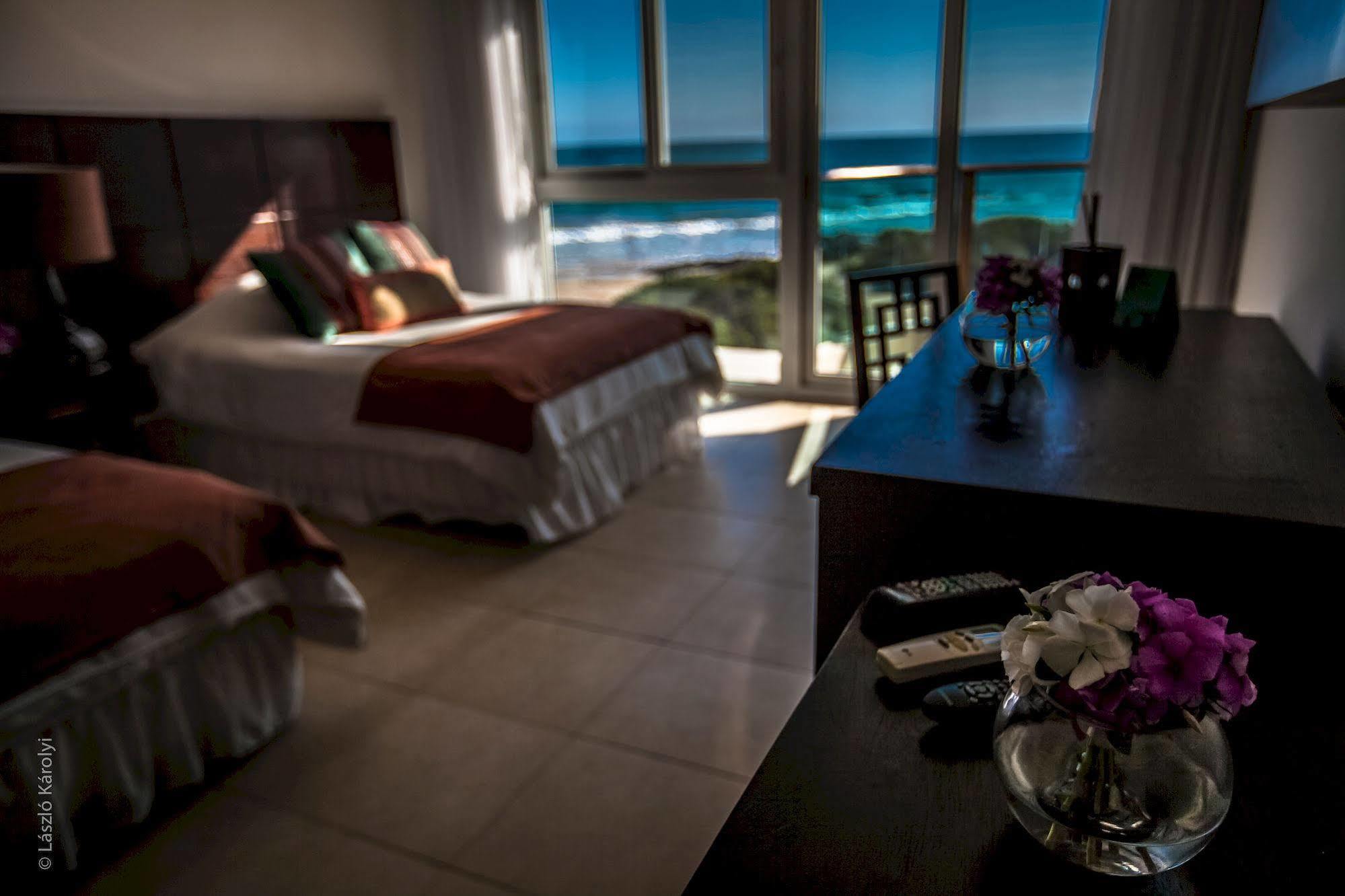 Iguana Crossing Boutique Hotel Puerto Villamil Eksteriør bilde