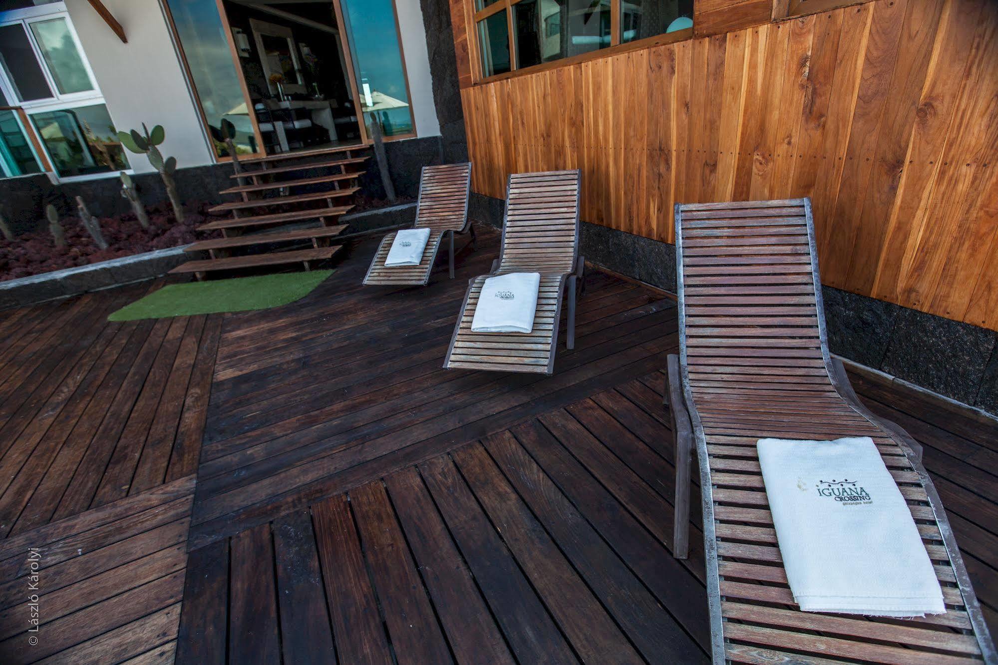 Iguana Crossing Boutique Hotel Puerto Villamil Eksteriør bilde